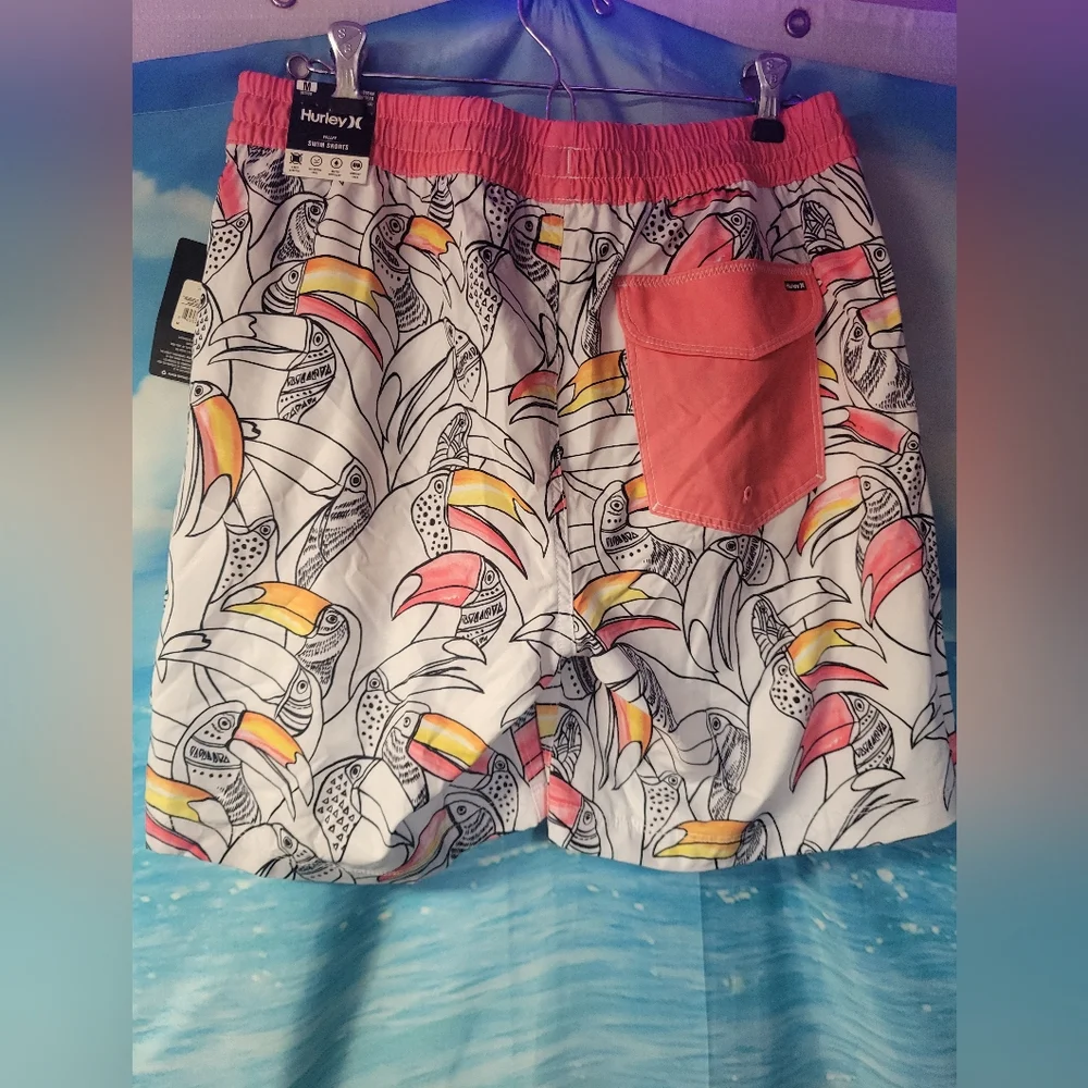 Hurley NWT Tropical Toucan‎ Print Volley Swim Shorts Size Medium